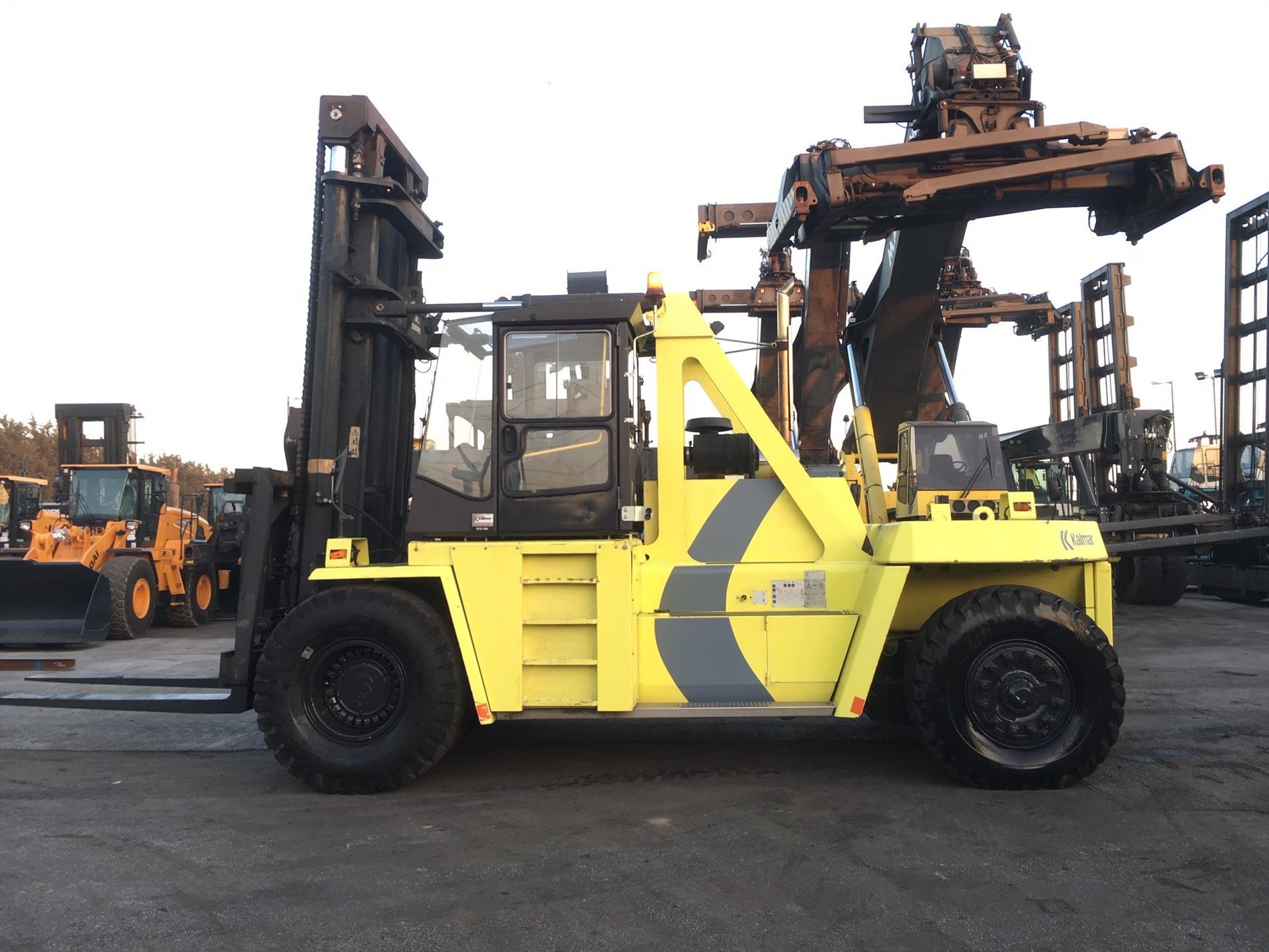 Heavyduty Forklifts